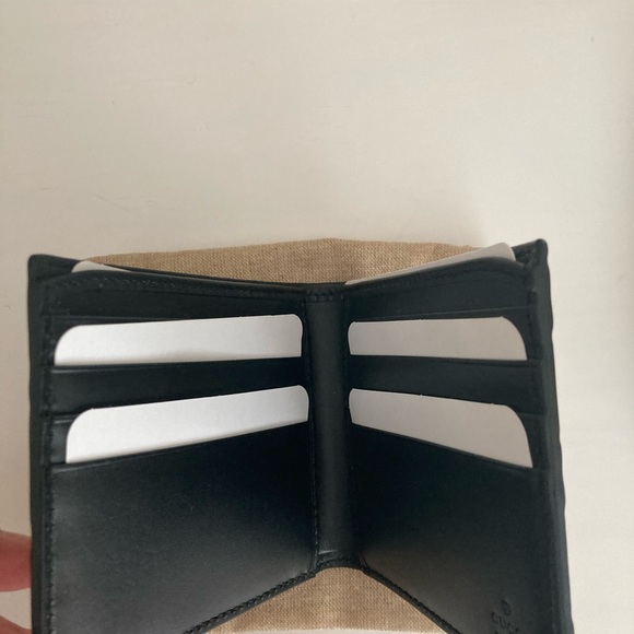 New in box Gucci men or unisex Signature wallet - Picture 11 of 16